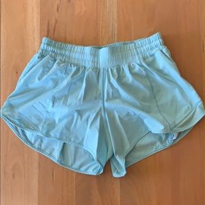 Lululemon Hotty Hot Shorts 4”